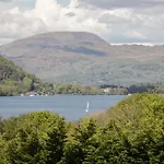 Mere Brook * Windermere